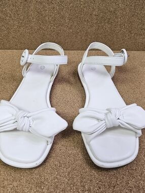 GirlsWhite Bow Ankle-Strap Sandals